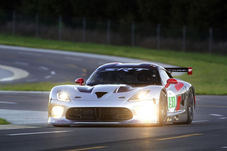  SRT Viper GTS-R 2012 года  (фото 5 из 20)